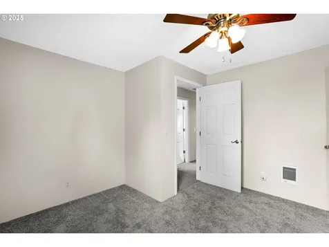 2834 N Terry Street Portland OR 97217