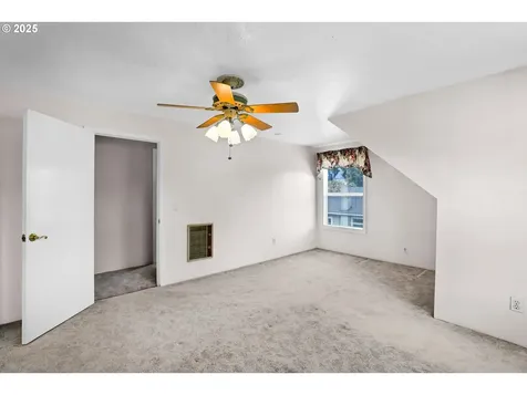 2834 N Terry Street Portland OR 97217