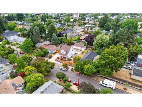 2834 N Terry Street Portland OR 97217