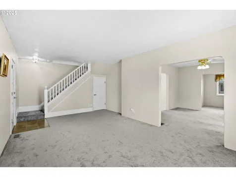 2834 N Terry Street Portland OR 97217