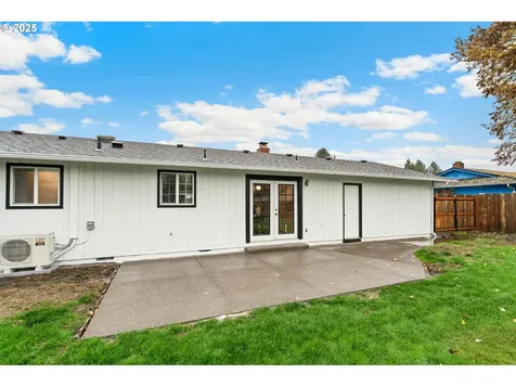 1948 NE Sunrise Lane Hillsboro OR 97124