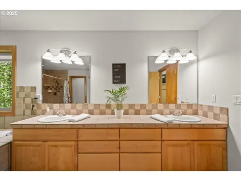 19406 NE 232nd Avenue Brush Prairie WA 98606