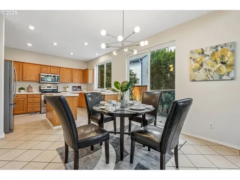 2385 NE 13th Way Hillsboro OR 97124