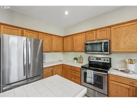 2385 NE 13th Way Hillsboro OR 97124