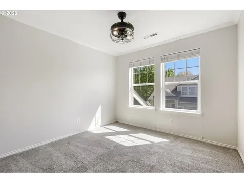 2385 NE 13th Way Hillsboro OR 97124
