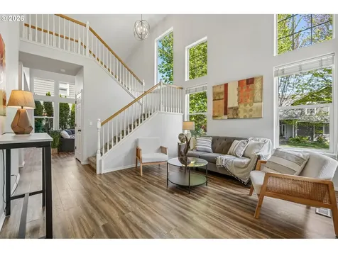2385 NE 13th Way Hillsboro OR 97124