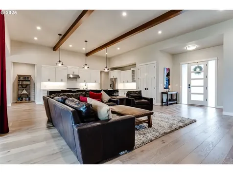 1910 John Day Drive Eugene OR 97408