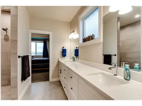 1910 John Day Drive Eugene OR 97408