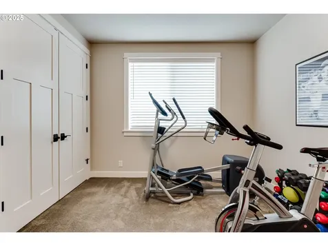 1910 John Day Drive Eugene OR 97408