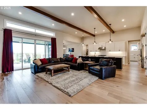 1910 John Day Drive Eugene OR 97408