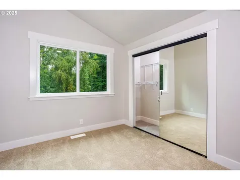 33500 E Bell Road Corbett OR 97019