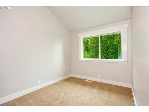 33500 E Bell Road Corbett OR 97019