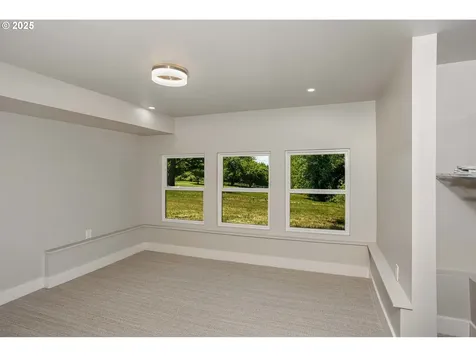 33500 E Bell Road Corbett OR 97019