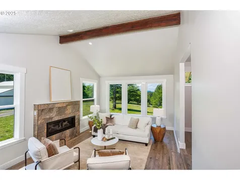 33500 E Bell Road Corbett OR 97019