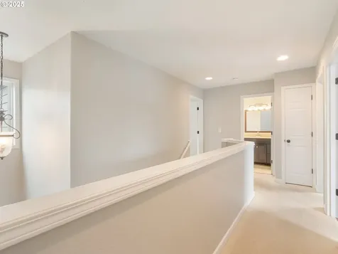 42019 NW Oak Way Banks OR 97106
