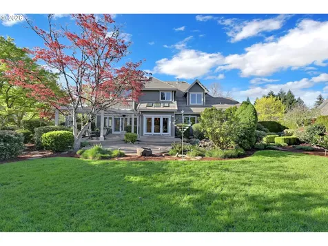 2899 Riverwalk Loop Eugene OR 97401