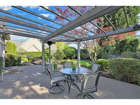 2899 Riverwalk Loop Eugene OR 97401