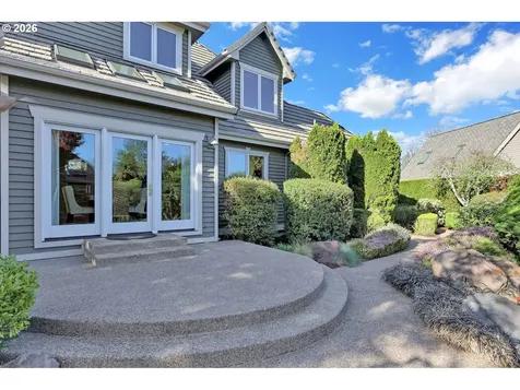 2899 Riverwalk Loop Eugene OR 97401