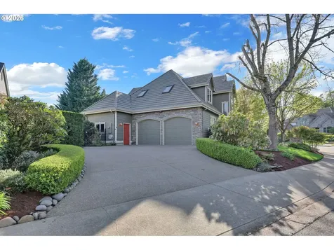 2899 Riverwalk Loop Eugene OR 97401