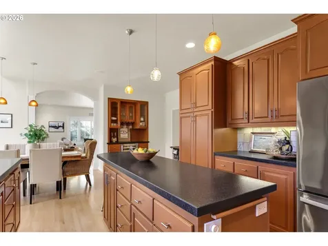 2899 Riverwalk Loop Eugene OR 97401