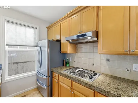 2442 NW Burnett Street Portland OR 97229