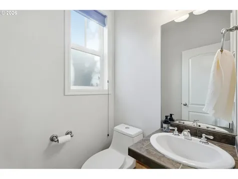 2442 NW Burnett Street Portland OR 97229
