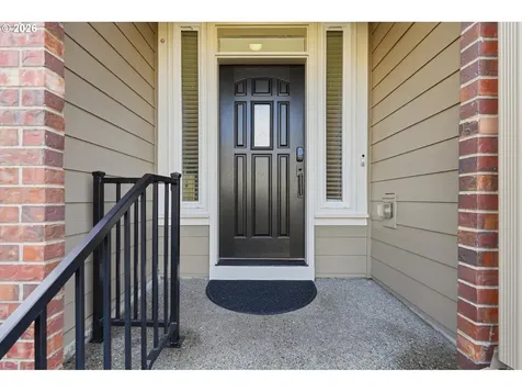 2442 NW Burnett Street Portland OR 97229