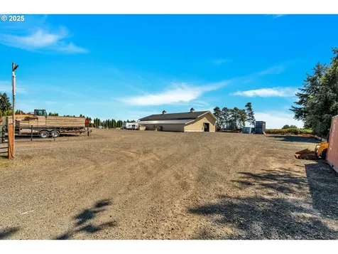 6560 SW Rood Bridge Road Hillsboro OR 97123