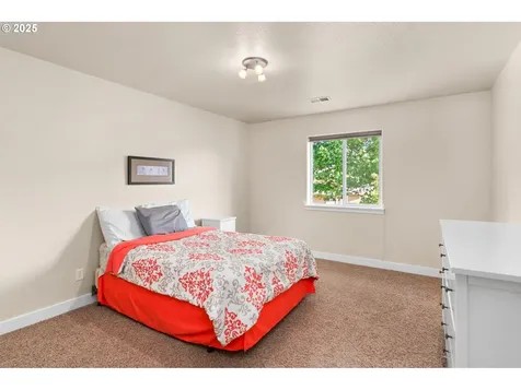 3786 NW 2nd Avenue Hillsboro OR 97124