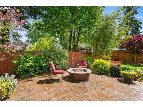 3786 NW 2nd Avenue Hillsboro OR 97124