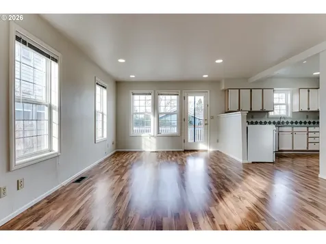951 W 27th Avenue Eugene OR 97405