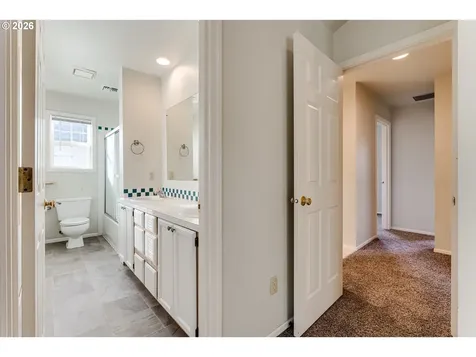 951 W 27th Avenue Eugene OR 97405