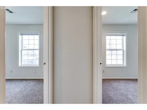 951 W 27th Avenue Eugene OR 97405