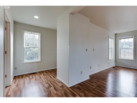 951 W 27th Avenue Eugene OR 97405
