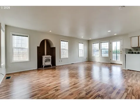 951 W 27th Avenue Eugene OR 97405