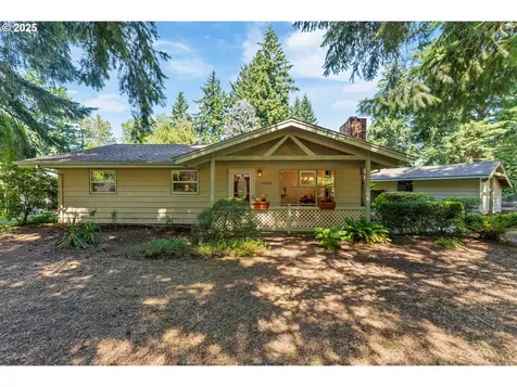 16511 NE Wasco Street Portland OR 97230