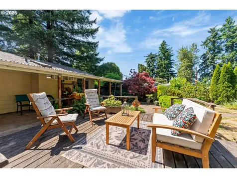 16511 NE Wasco Street Portland OR 97230