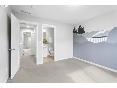 11737 SW Valencia Lane Wilsonville OR 97070