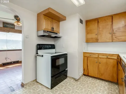 629 NE 19th Street Mcminnville OR 97128