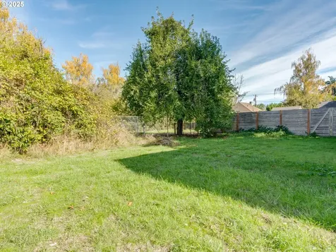 629 NE 19th Street Mcminnville OR 97128
