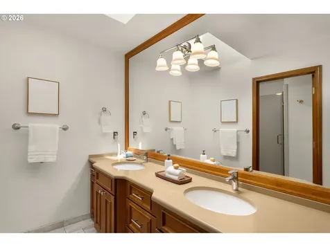 4867 Sage Hen Way Lake Oswego OR 97035