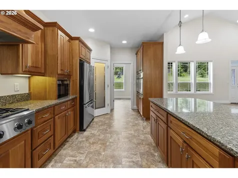 137 S Luoma Road Woodland WA 98674