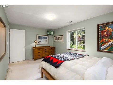 1725 Southshore Boulevard Lake Oswego OR 97034