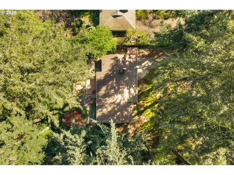 1725 Southshore Boulevard Lake Oswego OR 97034