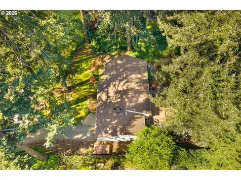 1725 Southshore Boulevard Lake Oswego OR 97034