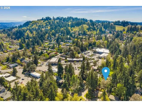 1725 Southshore Boulevard Lake Oswego OR 97034