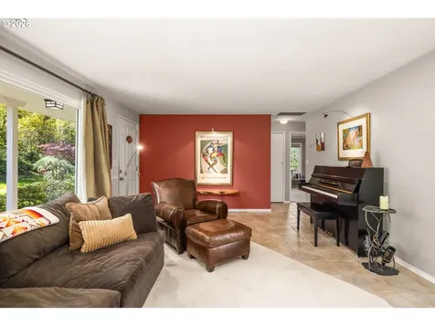 1725 Southshore Boulevard Lake Oswego OR 97034