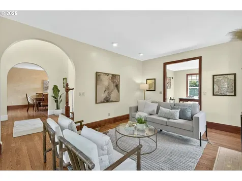 8452 NW Timber Ridge Court Portland OR 97229