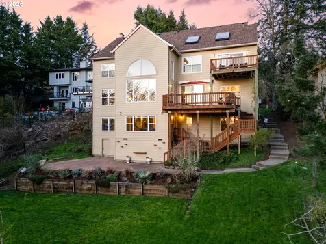 8452 NW Timber Ridge Court Portland OR 97229