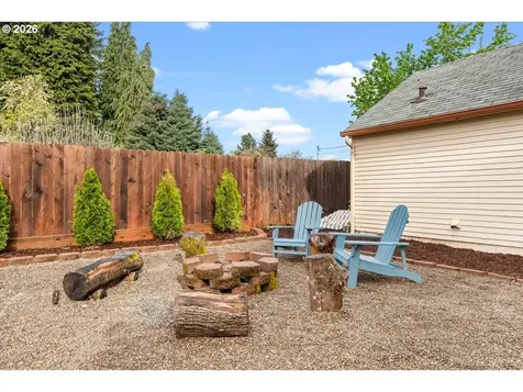 1818 Elm Street Forest Grove OR 97116